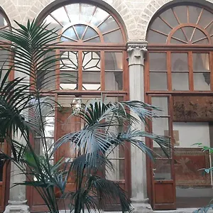 https://palazzo-capponi.it-tuscanyhotel.com