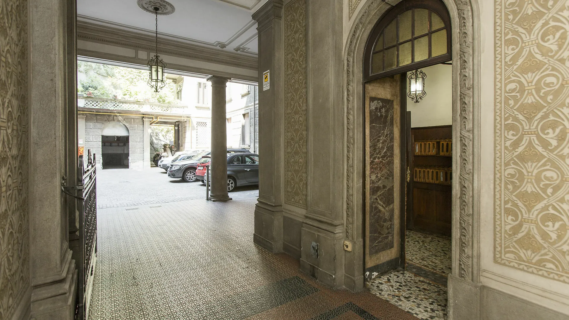 Household Settembrini Hotel Milan 3*,  Italy